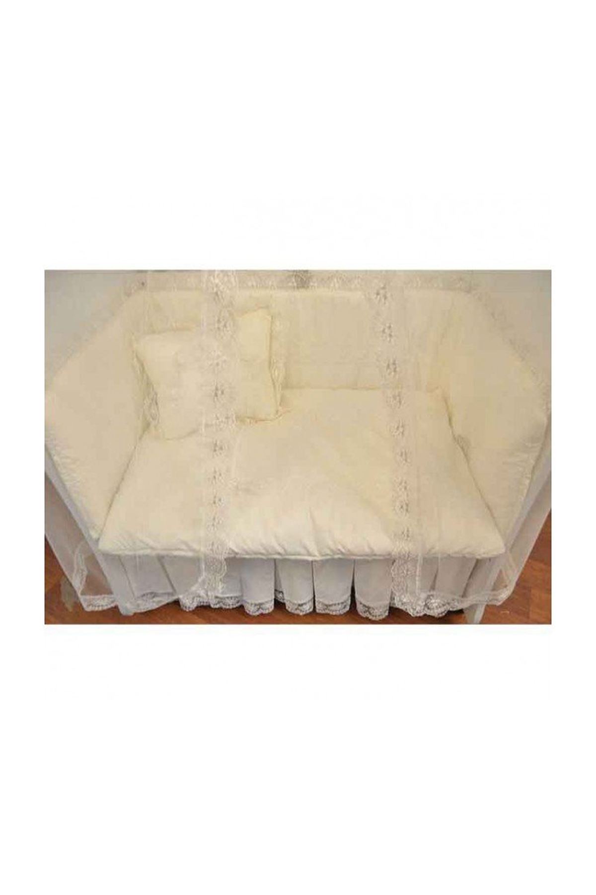 طقم قماش لسرير مقاس90×50كريم بضانتيل فرانسي ممتاز